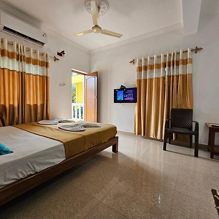 Rosy Guest House Since 1989 Baga Bagian luar foto