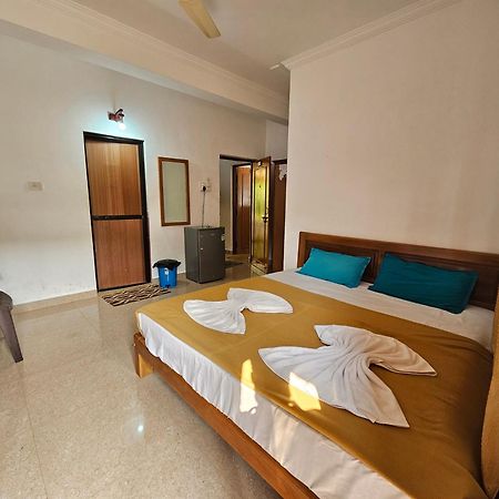 Rosy Guest House Since 1989 Baga Bagian luar foto