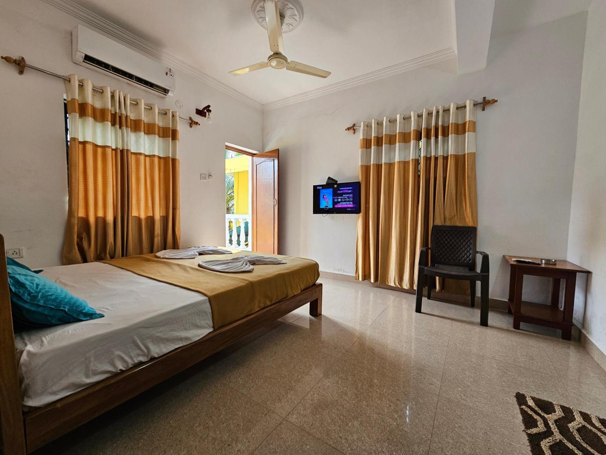 Rosy Guest House Since 1989 Baga Bagian luar foto
