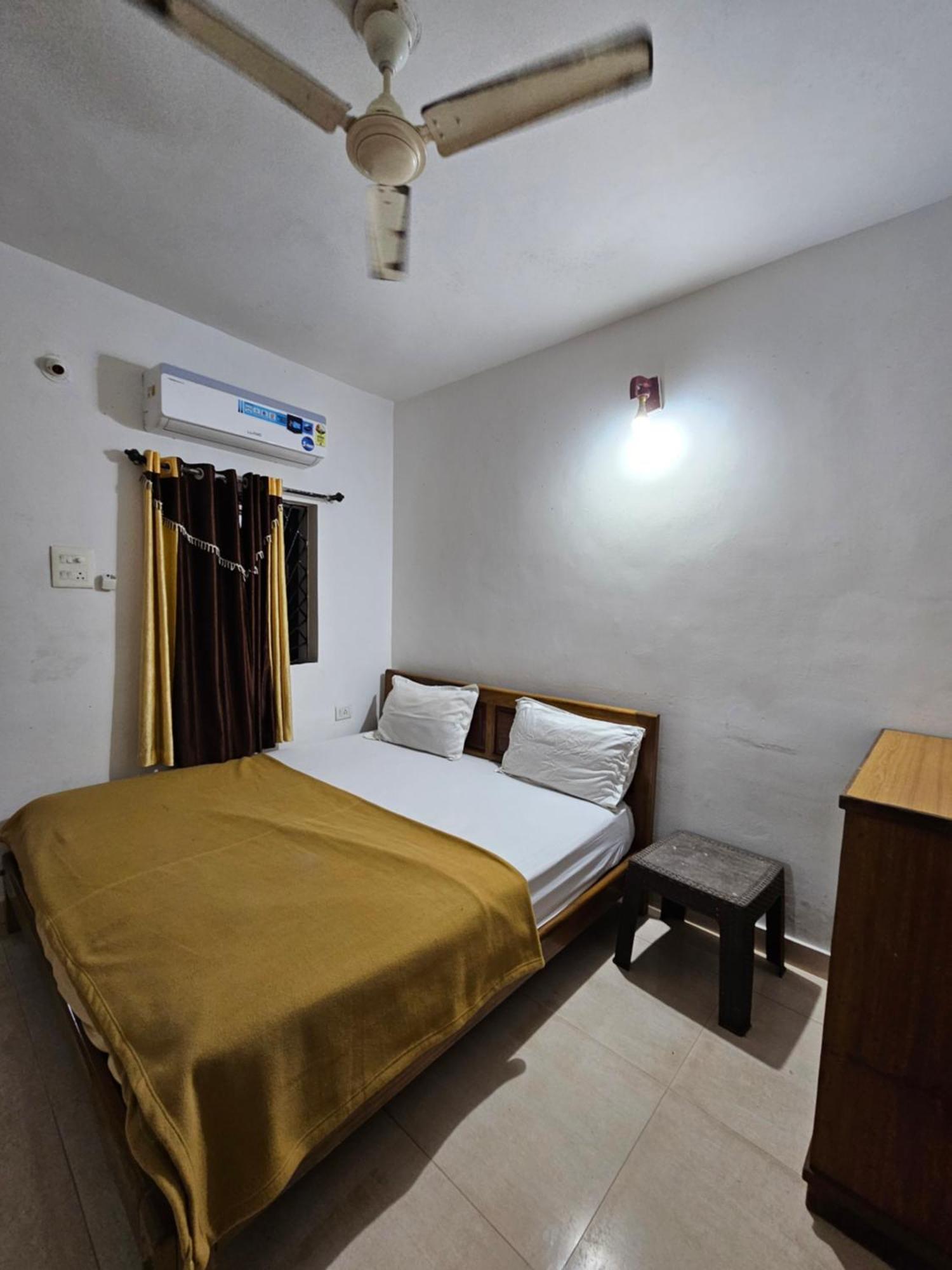 Rosy Guest House Since 1989 Baga Bagian luar foto